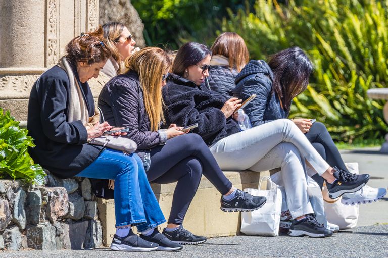 El fenómeno OMV: Cómo competir en telecomunicaciones sin tener antenas propias